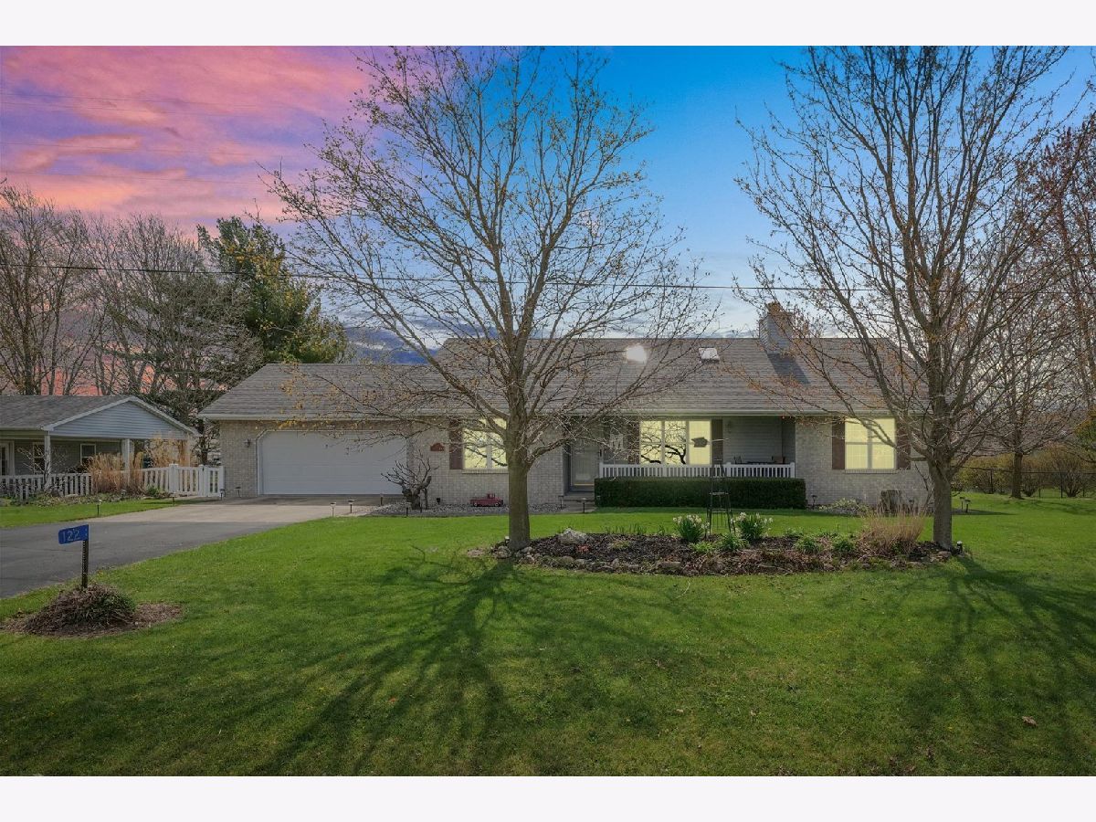  Sold Loda Illinois, 122 Pawnee