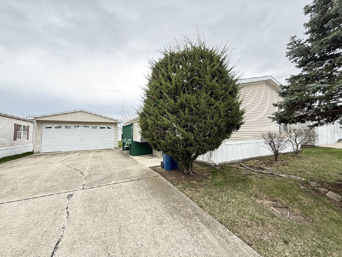 Subdivision Sold Golf Vista Monee Illinois, 25741 Shoal Creek