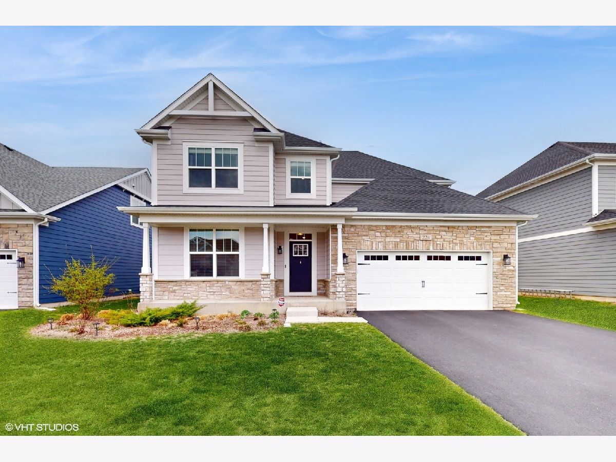 Condos & Townhomes & Homes Sold Link Crossing Buffalo Grove Illinois, 224 Hoffmann