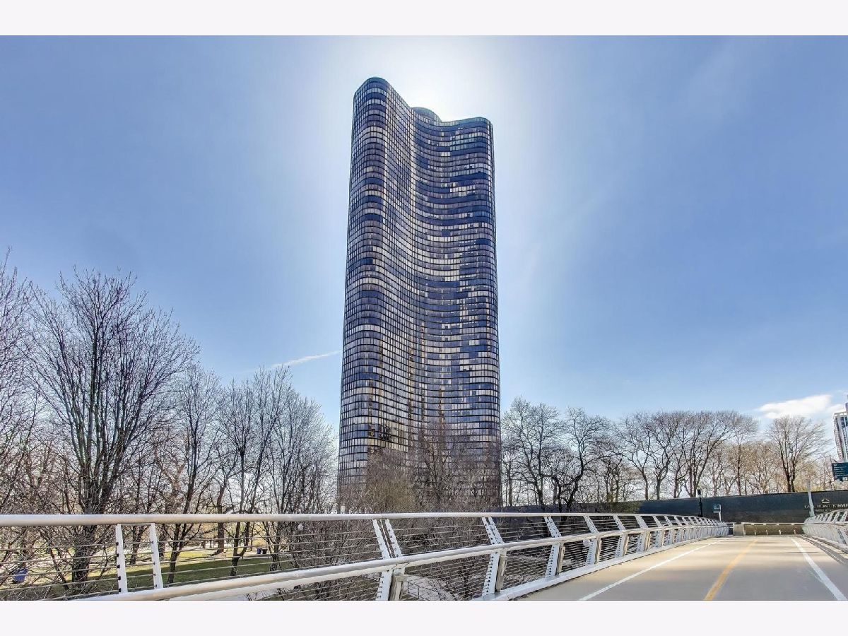 Condominiums Sold Lake Point Tower Chicago Illinois, 505 Lake Shore