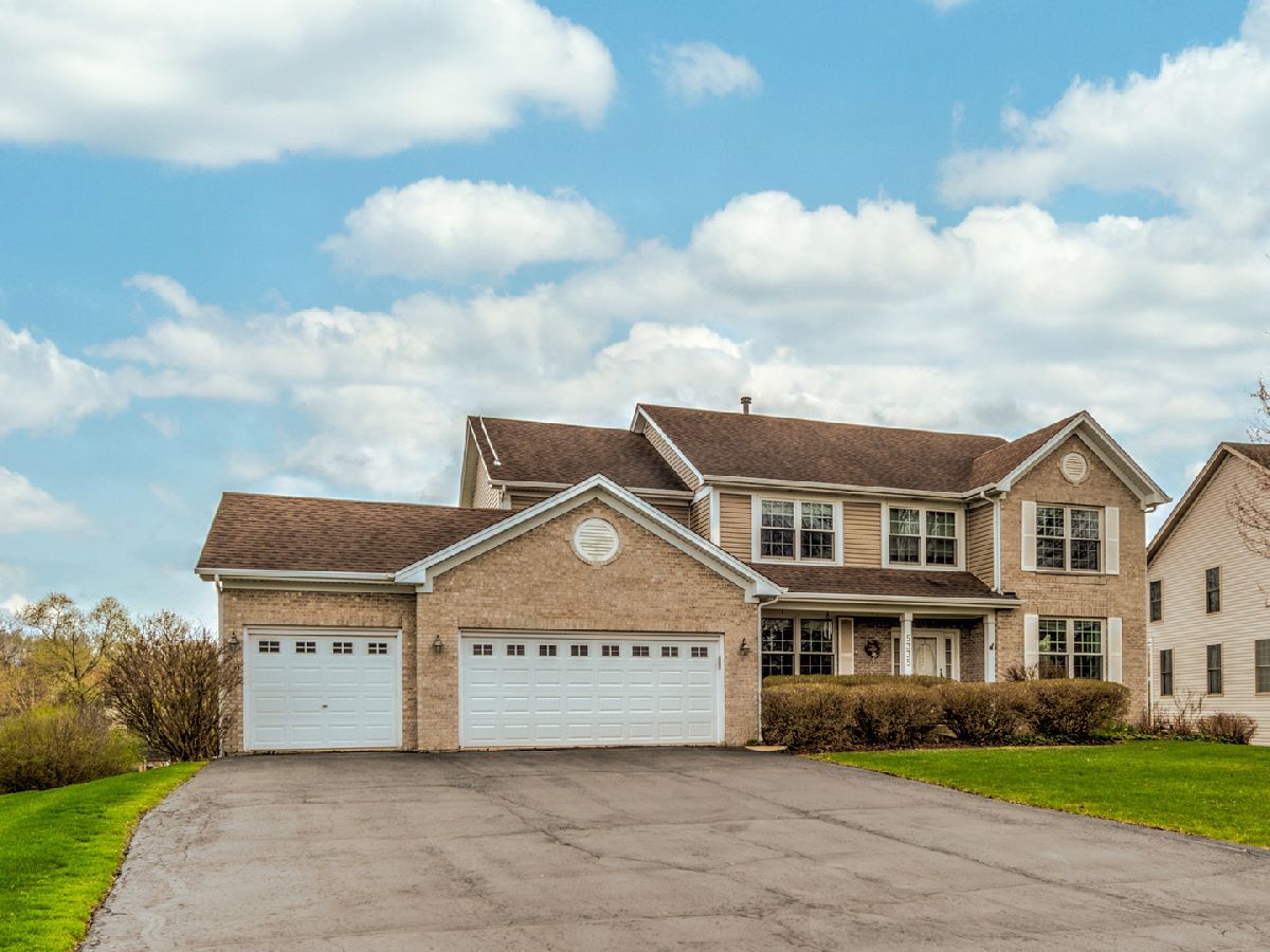 Homes Sold Hunters Ridge Hoffman Estates Illinois, 5335 Fox Path