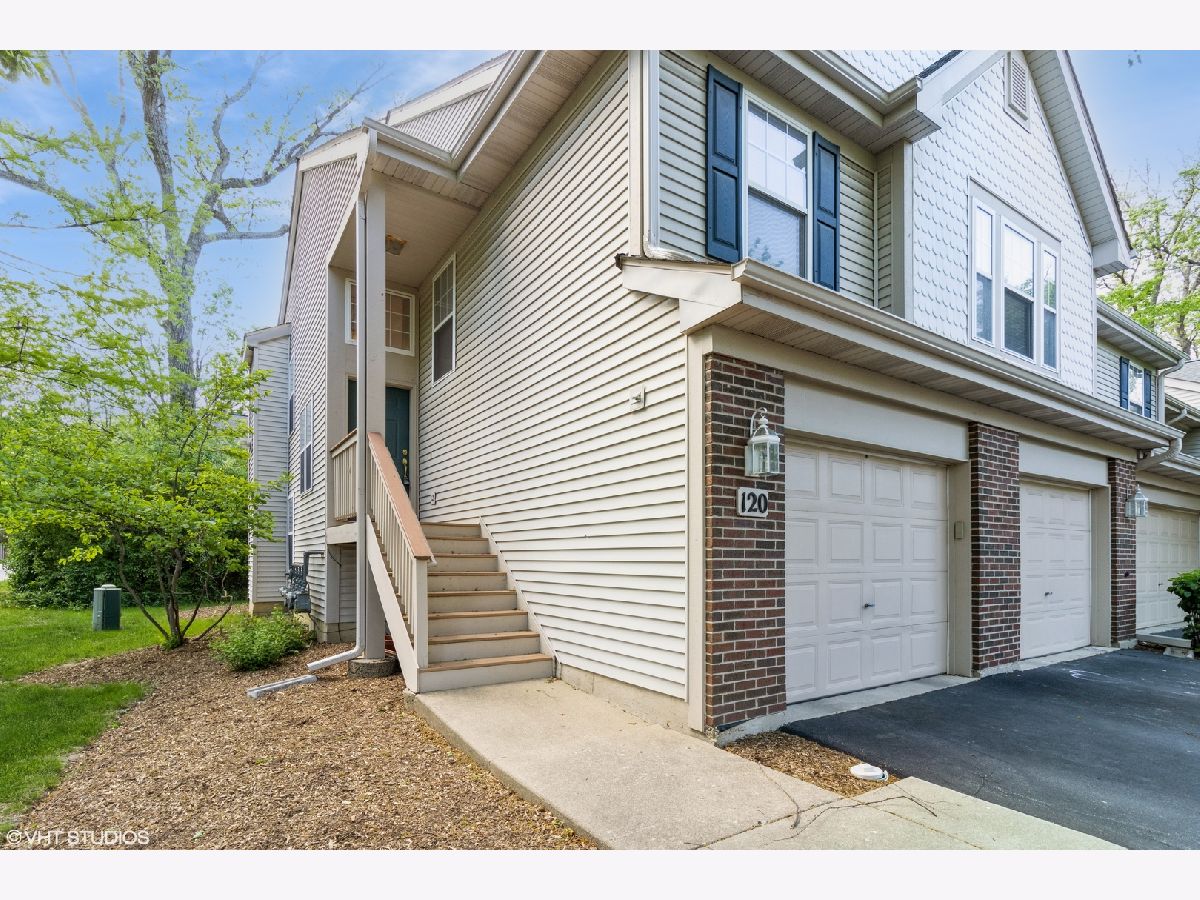 Townhomes Sold Oaks At Hidden Glen Streamwood Illinois, 120 Meredith