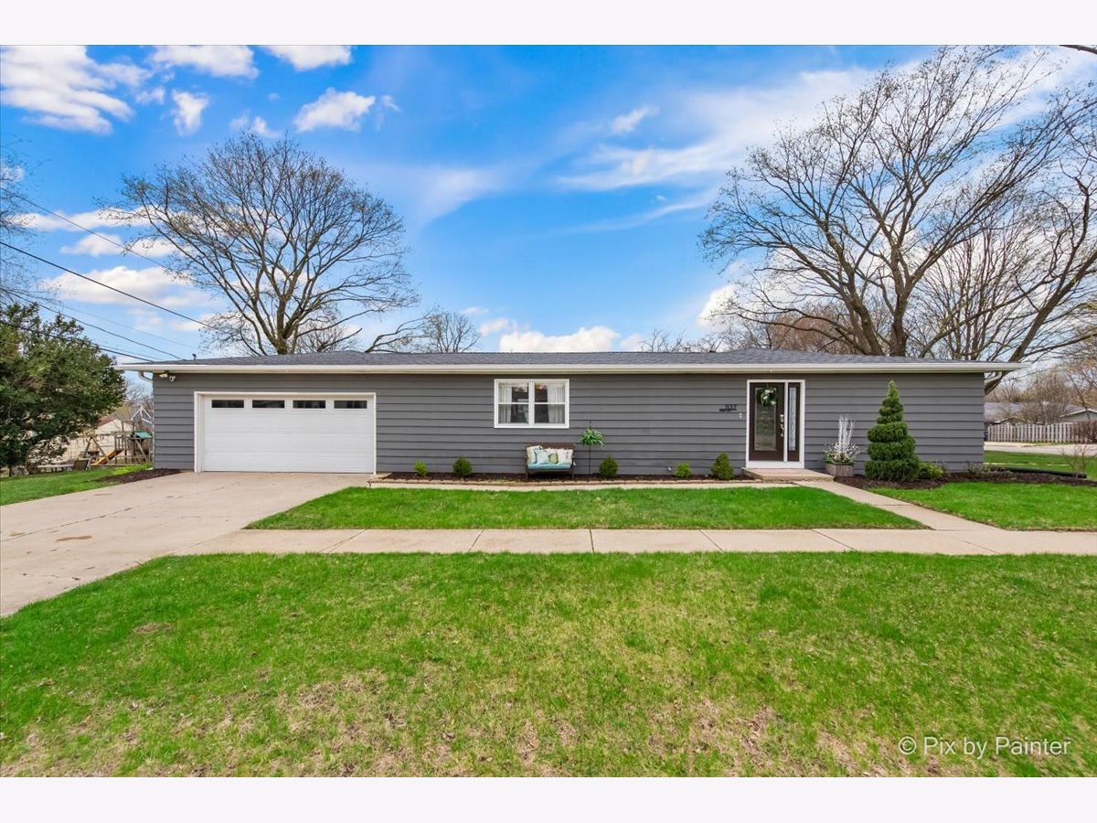 Homes Sold Seventh Avenue St Charles Illinois, 1137 Fern