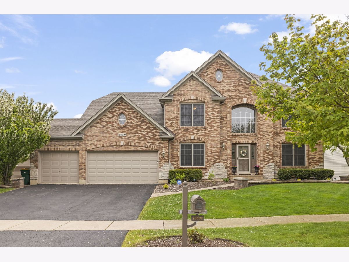 Homes & Townhomes Sold Grande Park Plainfield Illinois, 13609 Arborview