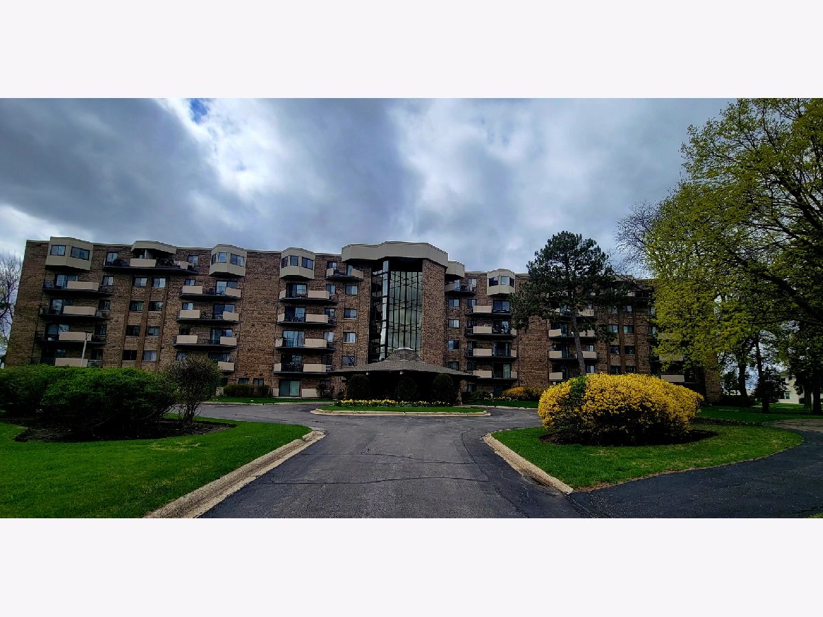 Condominiums Sold San Tropai Palatine Illinois, 1243 Baldwin