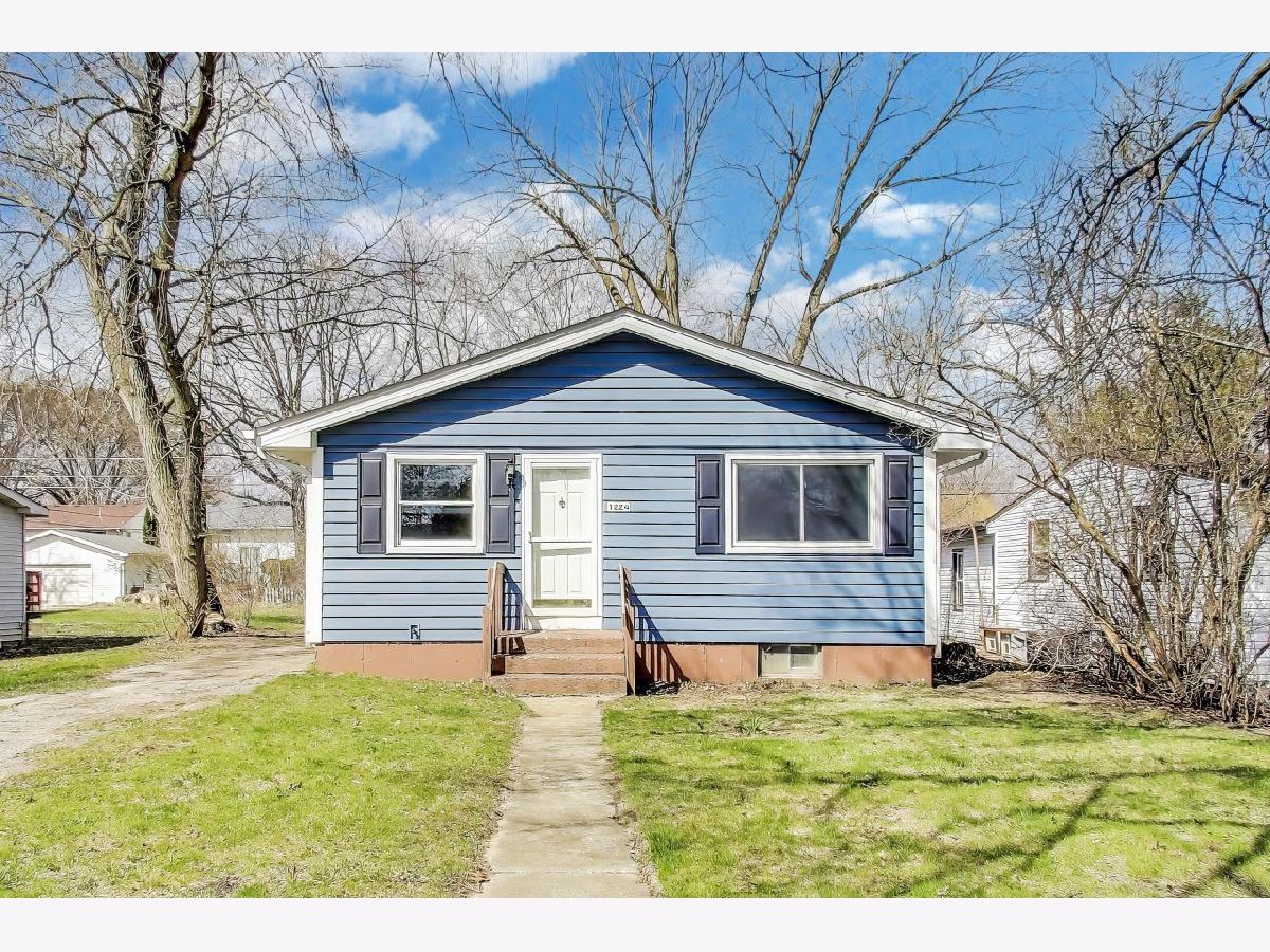  Sold Winthrop Harbor Illinois, 1224 Landon