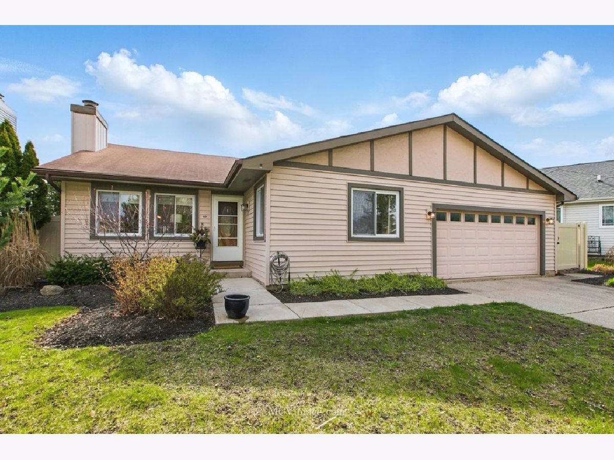 Homes Sold Pebble Creek Homer Glen Illinois, 14313 Pebble Creek