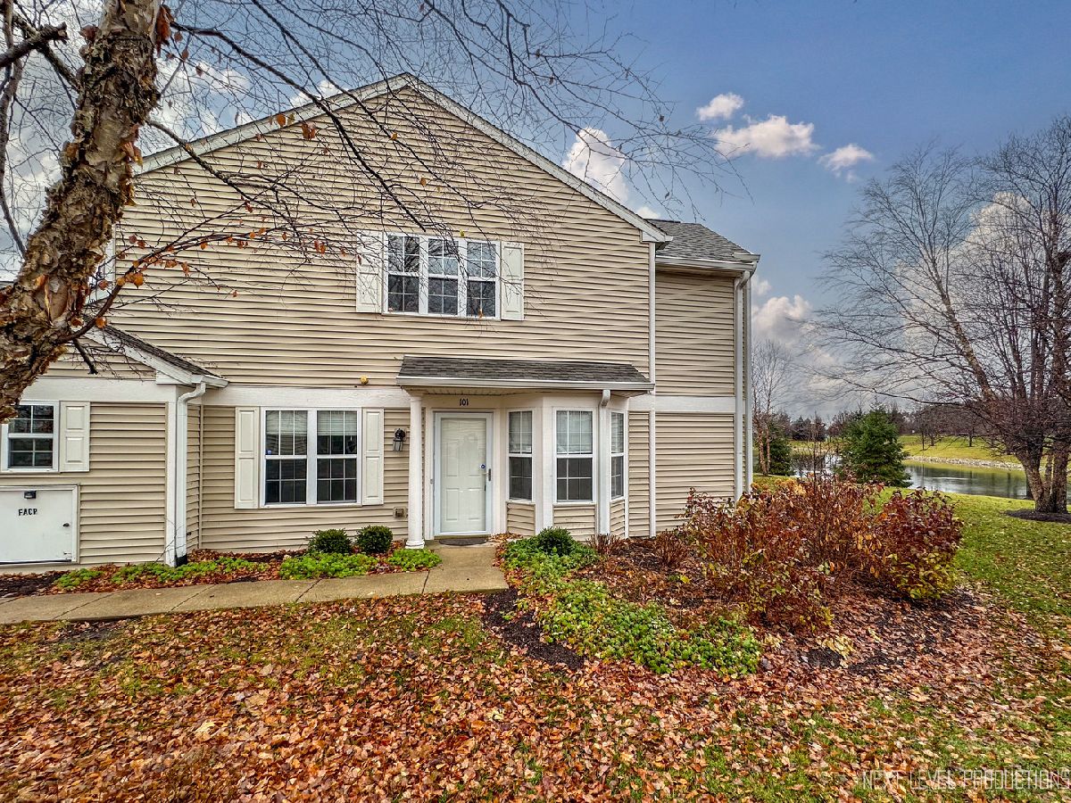 Townhomes & Condos Rented Windridge Naperville Illinois, 2451 Sheehan