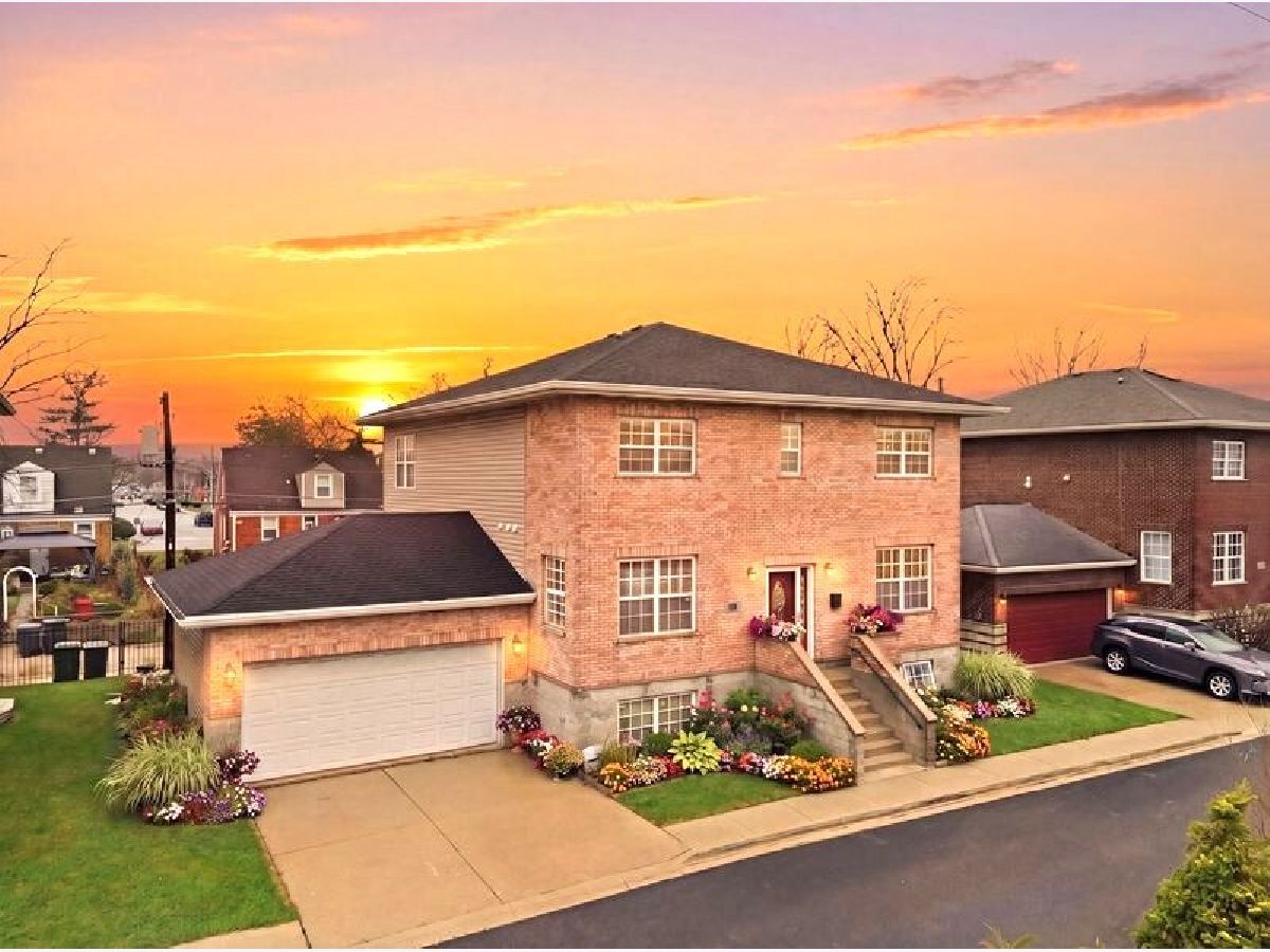  For Sale Bellwood Illinois, 1024 Park Place