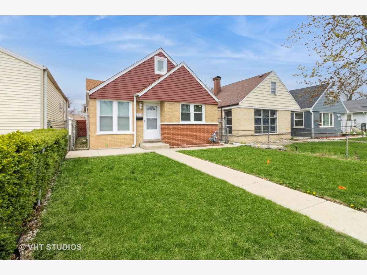  For Sale Stone Park Illinois, 1530 39th Avenue
