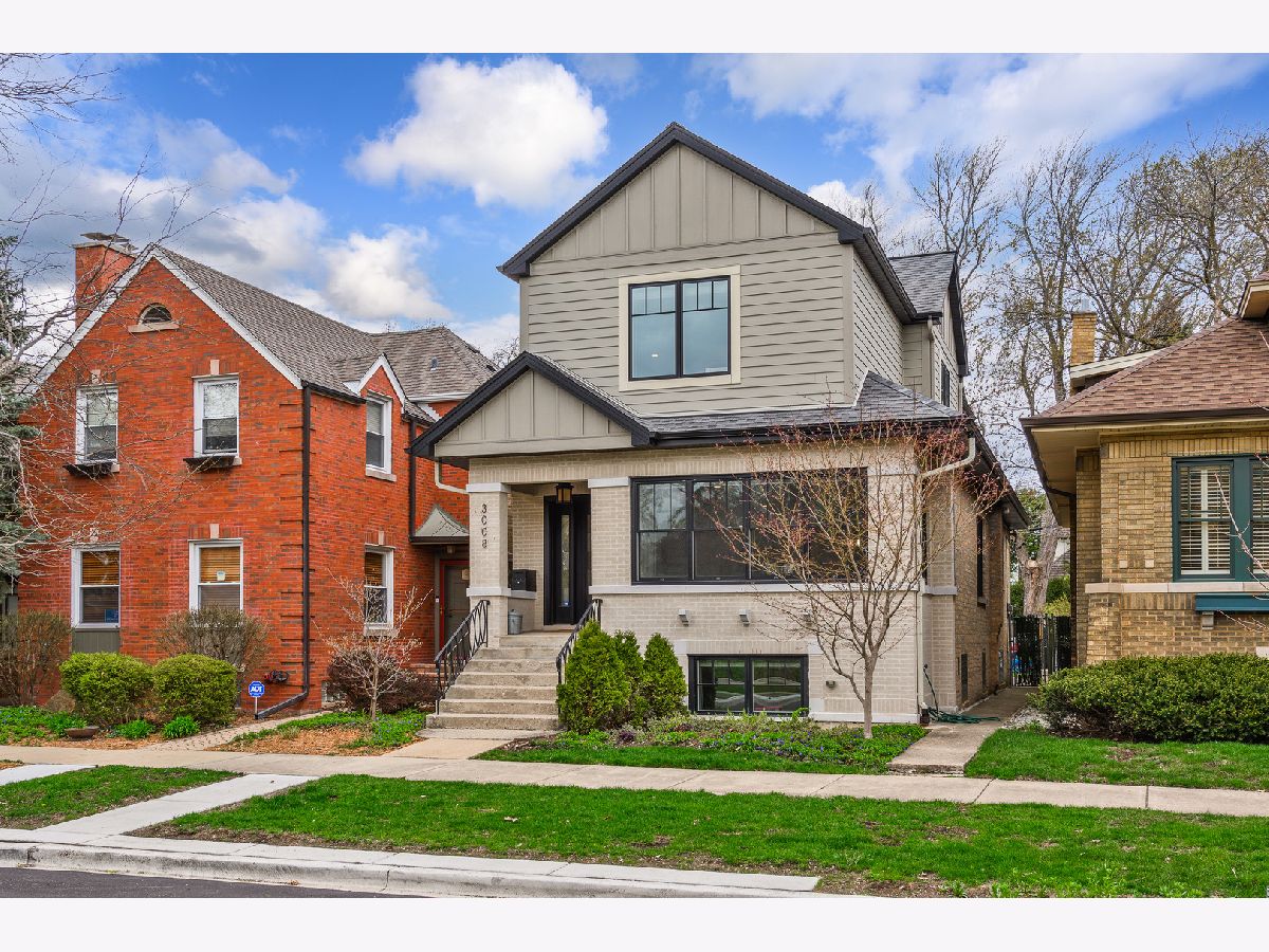 Homes & Condominiums Sold Peterson Woods Chicago Illinois, 3008 Hollywood