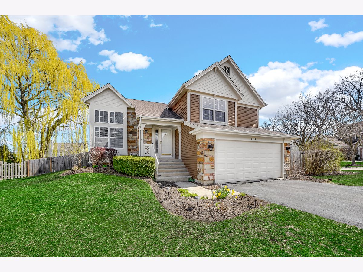  Sold Grayslake Illinois, 1379 Amherst