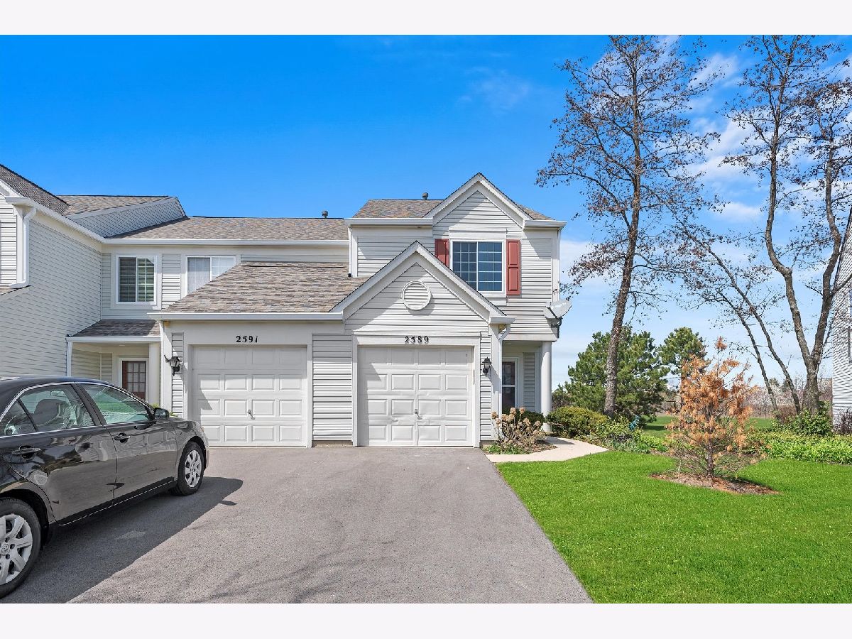 Townhomes Sold Carrolwood Naperville Illinois, 2589 Arcadia