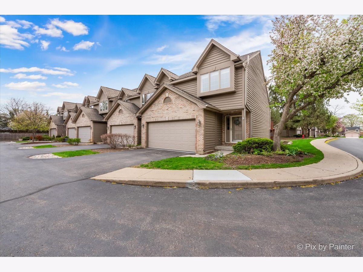 Condos & Townhomes Sold Pine Meadow Townhomes Crystal Lake Illinois, 558 Silver Aspen