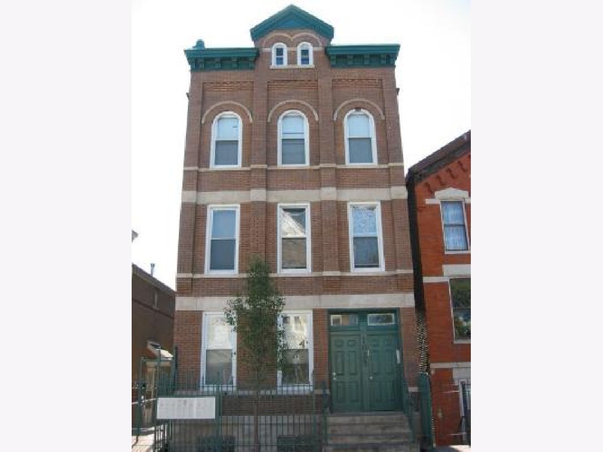 Condominiums & Homes Rented East Pilsen Chicago Illinois, 1025 Cullerton