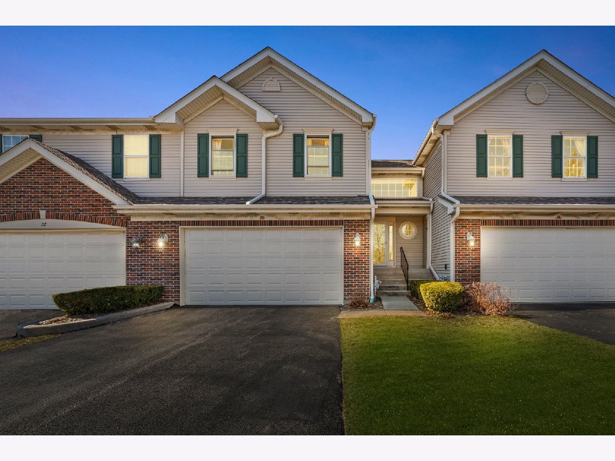 Townhomes & Homes Sold The Highlands Streamwood Illinois, 20 Haverton