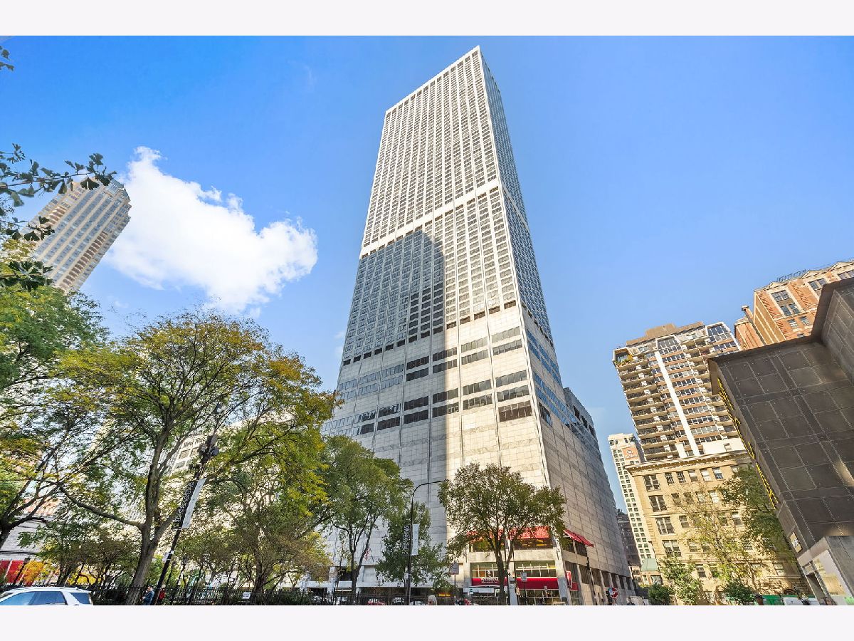 Condominiums Sold Water Tower Residences Chicago Illinois, 180 Pearson