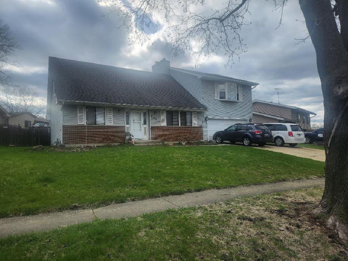 Homes Sold Fox Ridge Mchenry Illinois, 605 Kensington