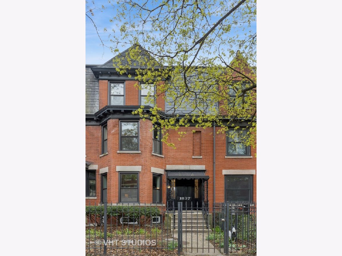 Condos & Townhomes & Homes Sold Roscoe Village Chicago Illinois, 1837 Eddy