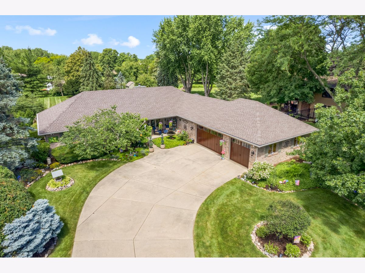 Homes Sold Wildwood West Elgin Illinois, 13N430 Chisholm