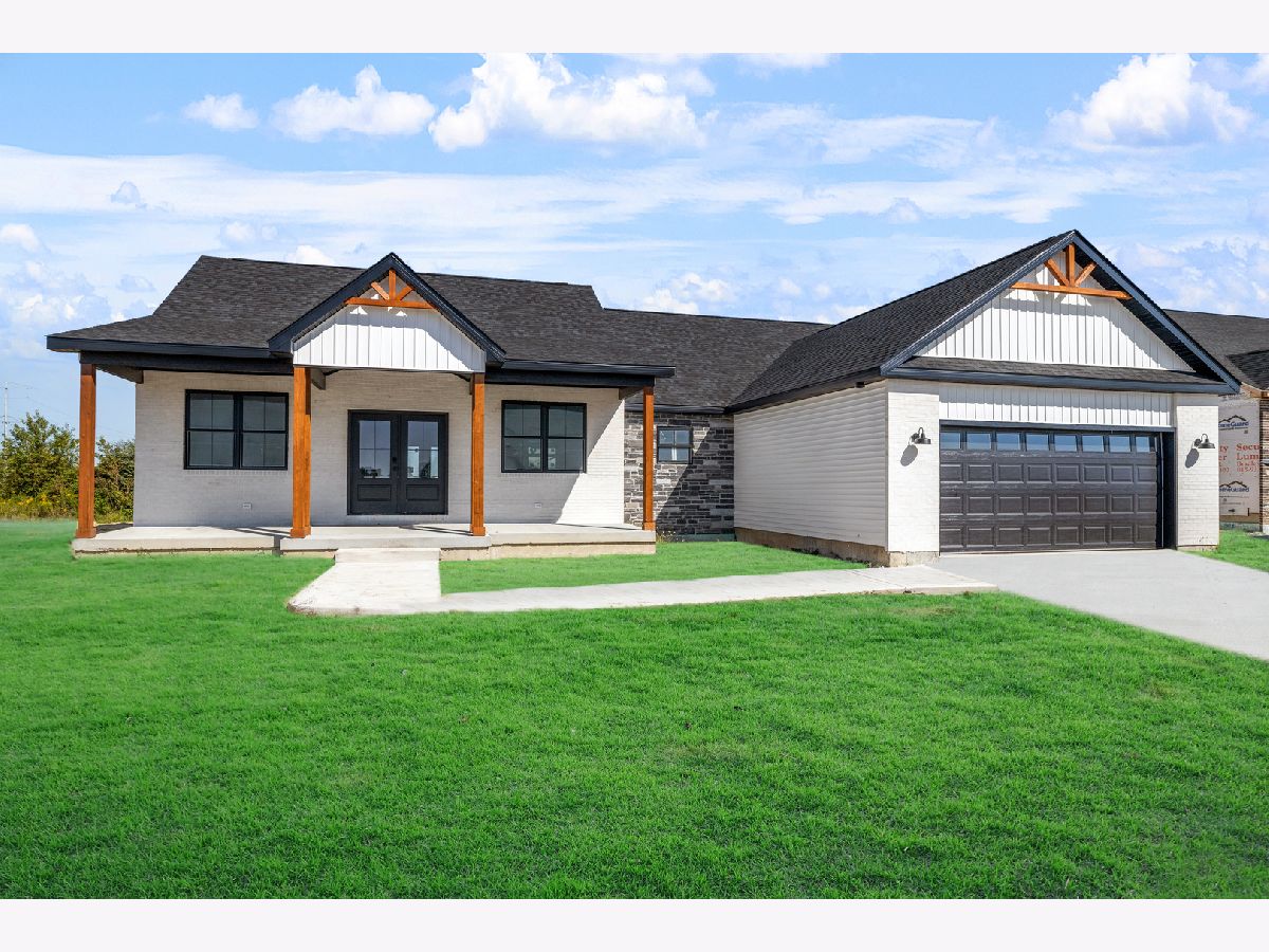 Homes For Sale Prairie Farms Wilmington Illinois, 30809 Harvest Drive