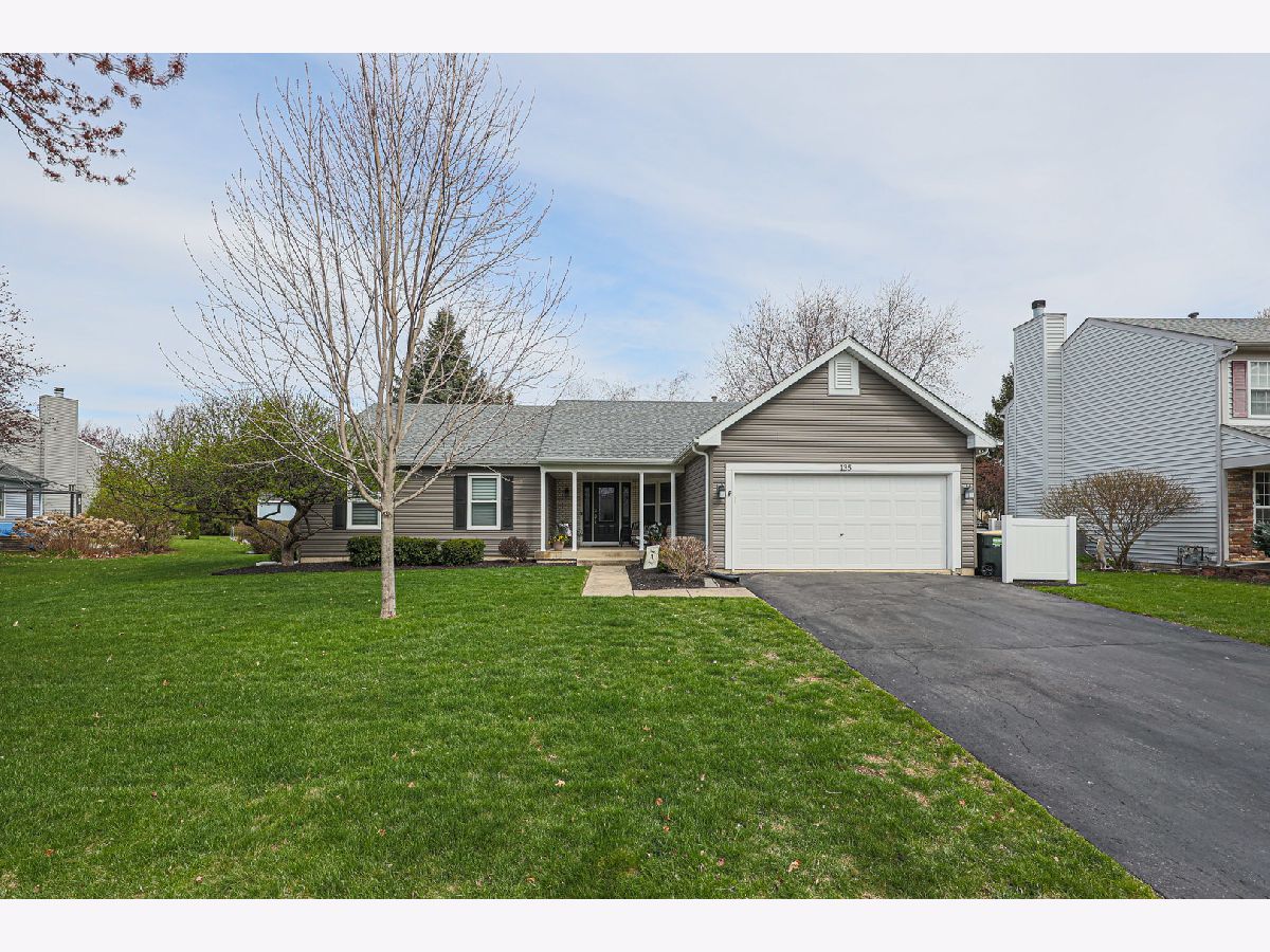 Homes & Condos & Townhomes Sold Windcrest Oswego Illinois, 135 Cinderford