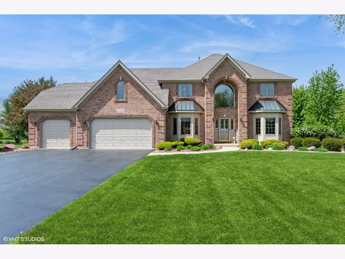  Sold Bristol Illinois, 13 Royal Oaks