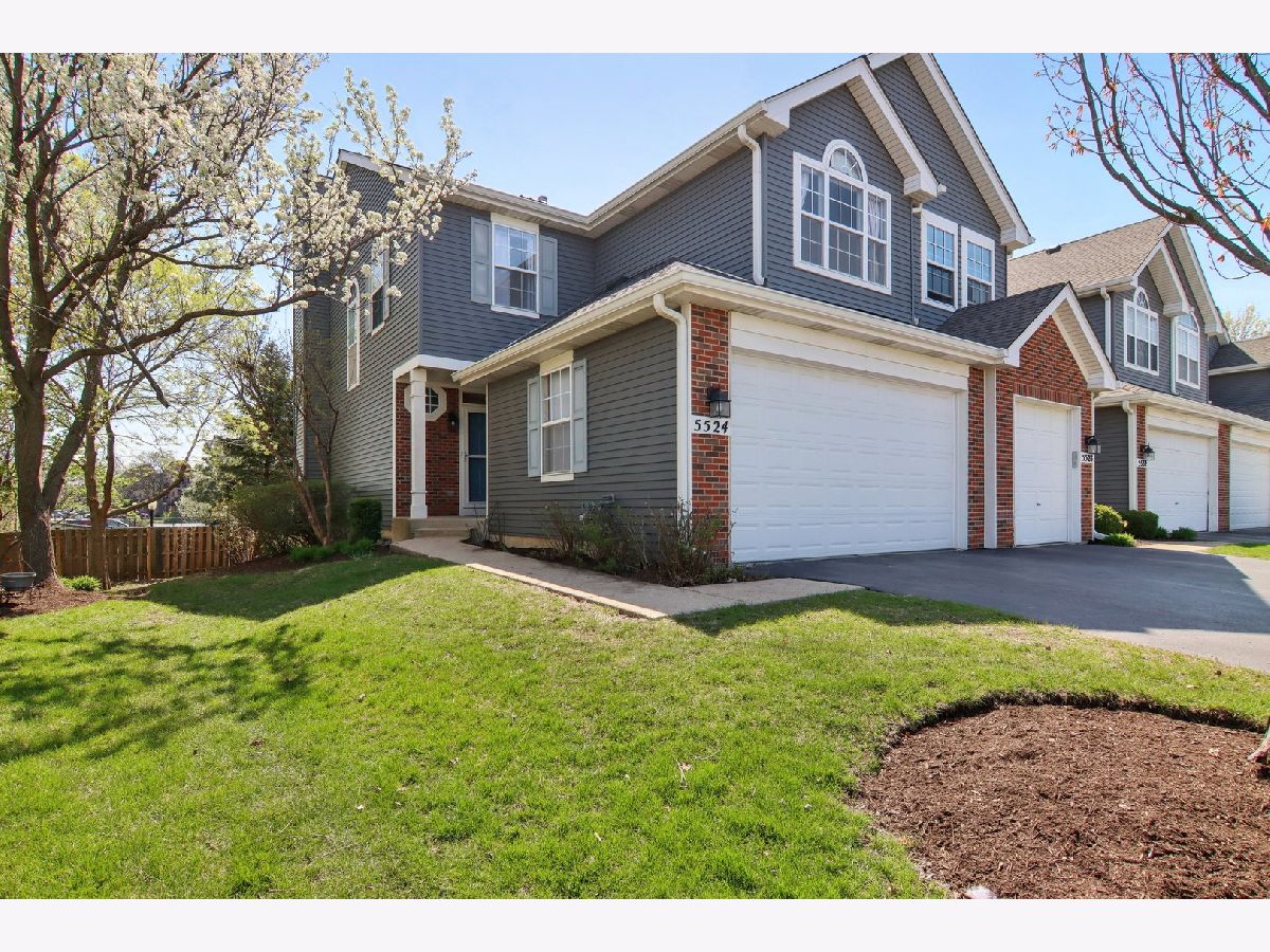 Townhomes Sold Elizabeth Place Rolling Meadows Illinois, 5524 Elizabeth
