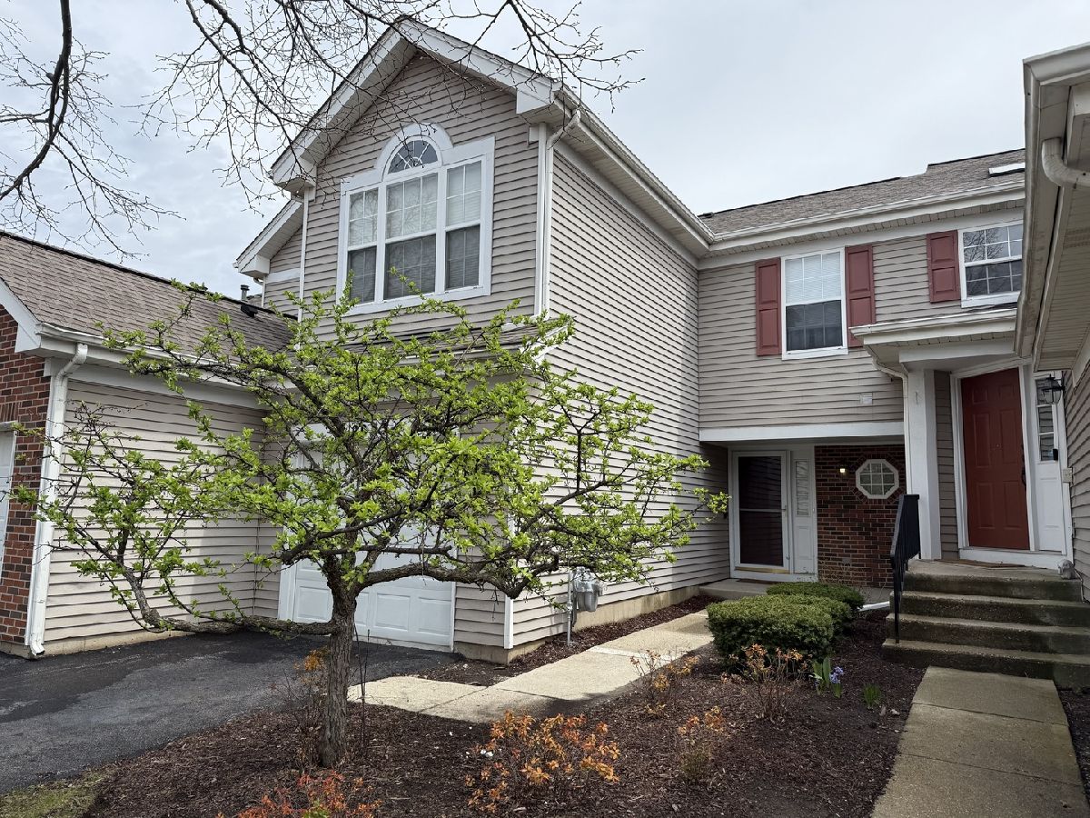Homes & Townhomes Rented Willoughby Farms Algonquin Illinois, 2033 Waverly