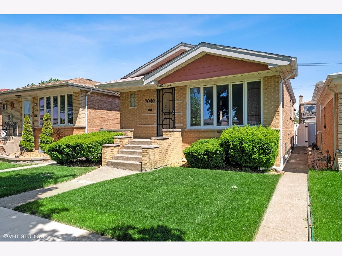 Sold Chicago Illinois, 7046 63rd