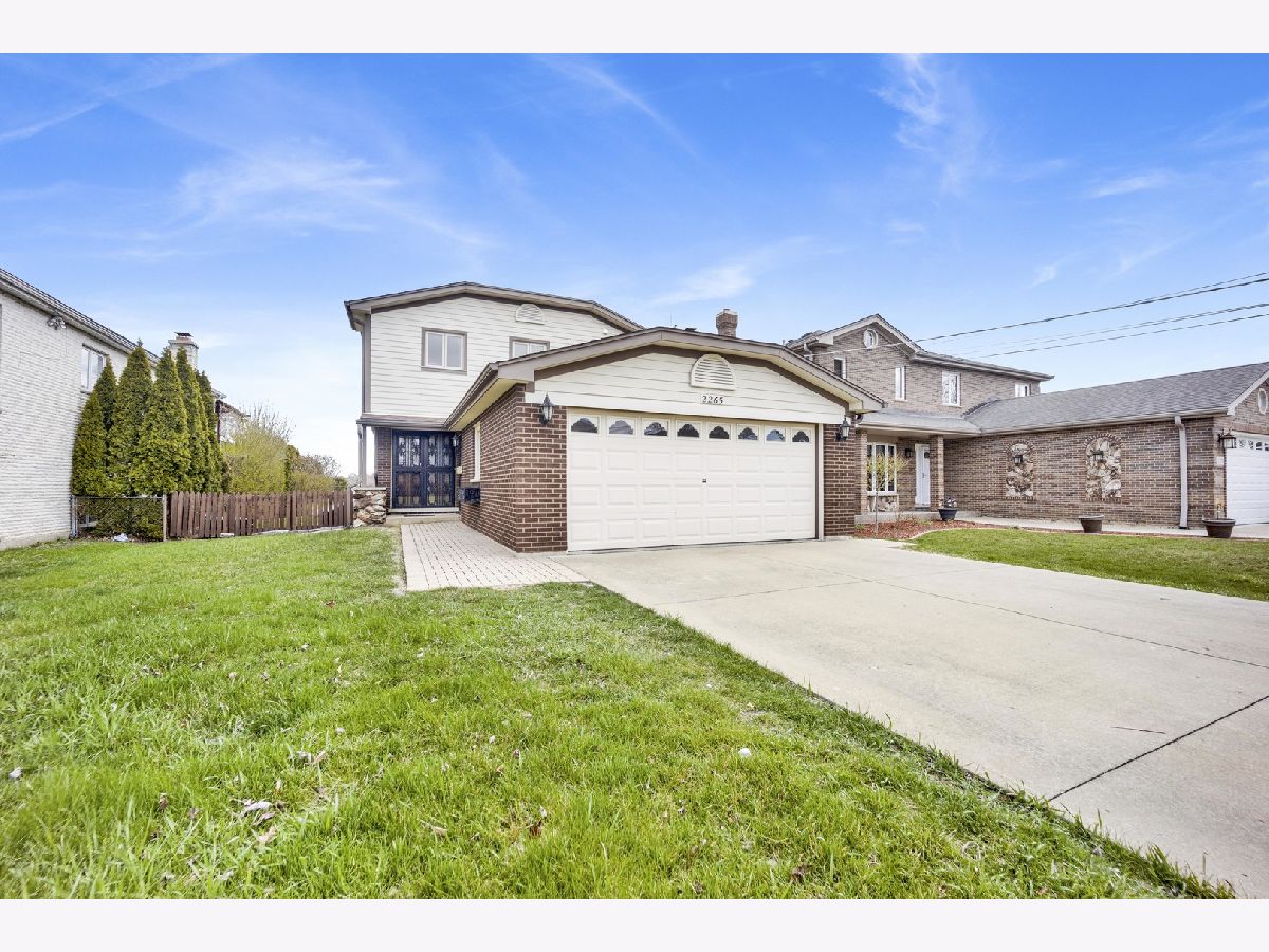  For Rent Des Plaines Illinois, 2265 Eastview
