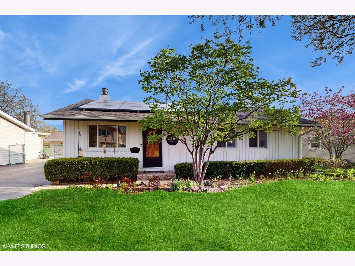  Rented Rolling Meadows Illinois, 2206 Oak