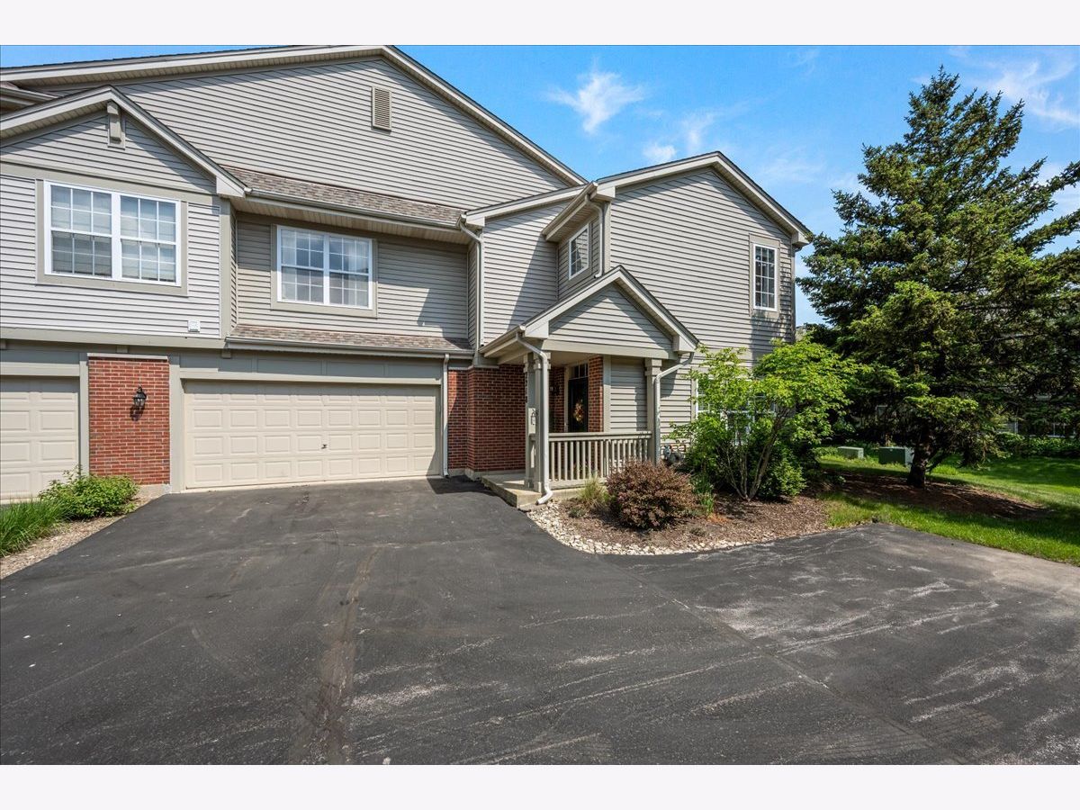 Townhomes & Condos & Homes Sold Greenwich Square Geneva Illinois, 2218 Rockefeller