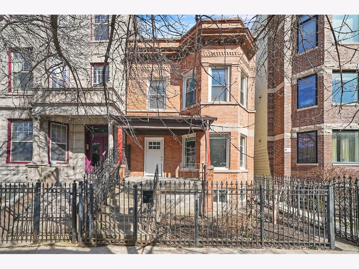Condos & Townhomes & Homes Rented Logan Square Chicago Illinois, 3134 Fullerton