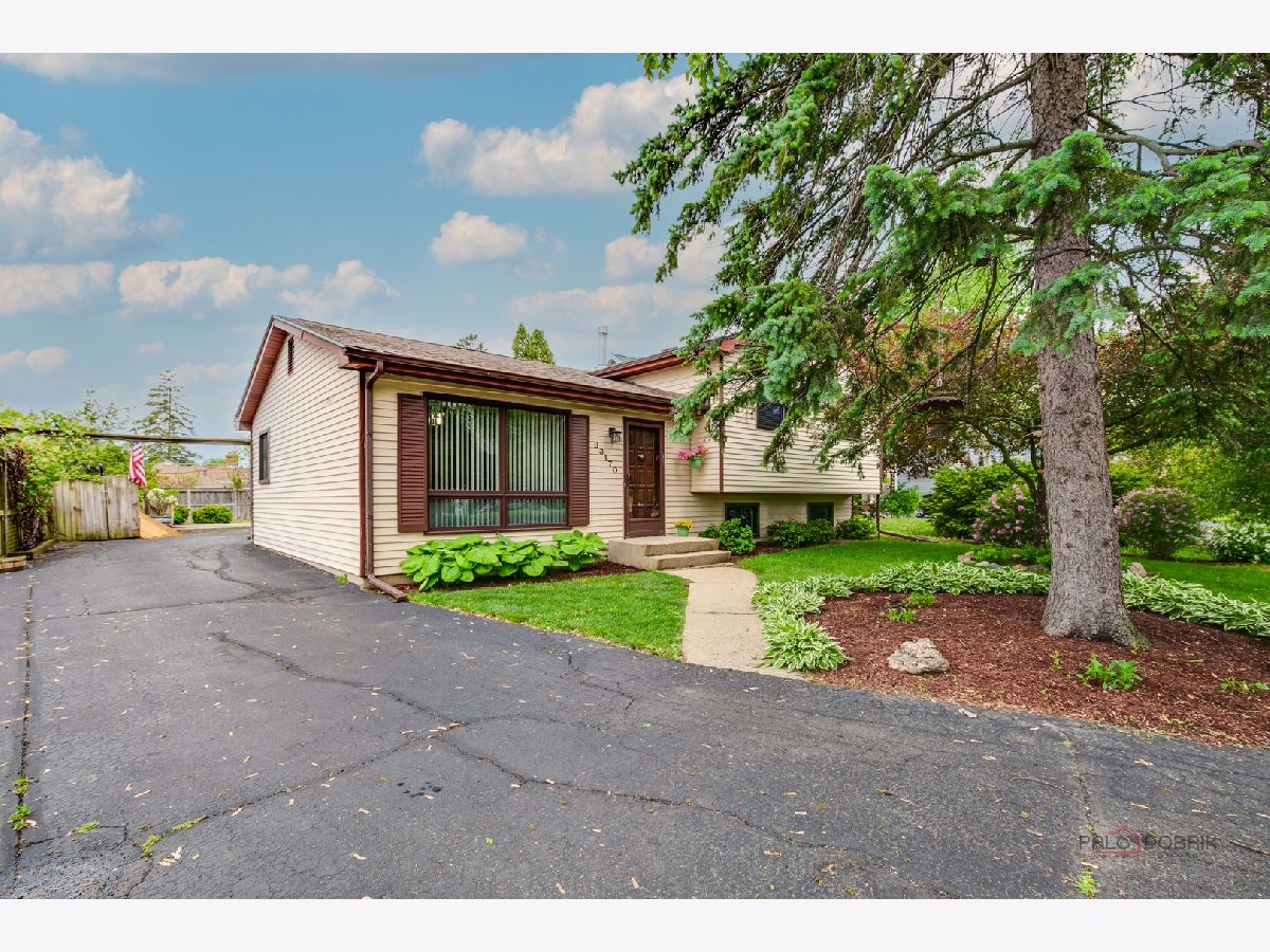 Homes Sold Wildwood Grayslake Illinois, 33170 Battershall