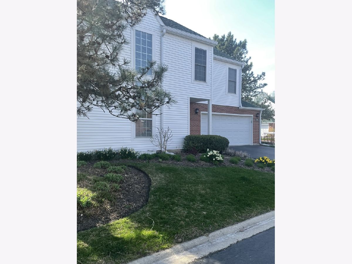  Rented Lake Bluff Illinois, 114 Meadowbrook
