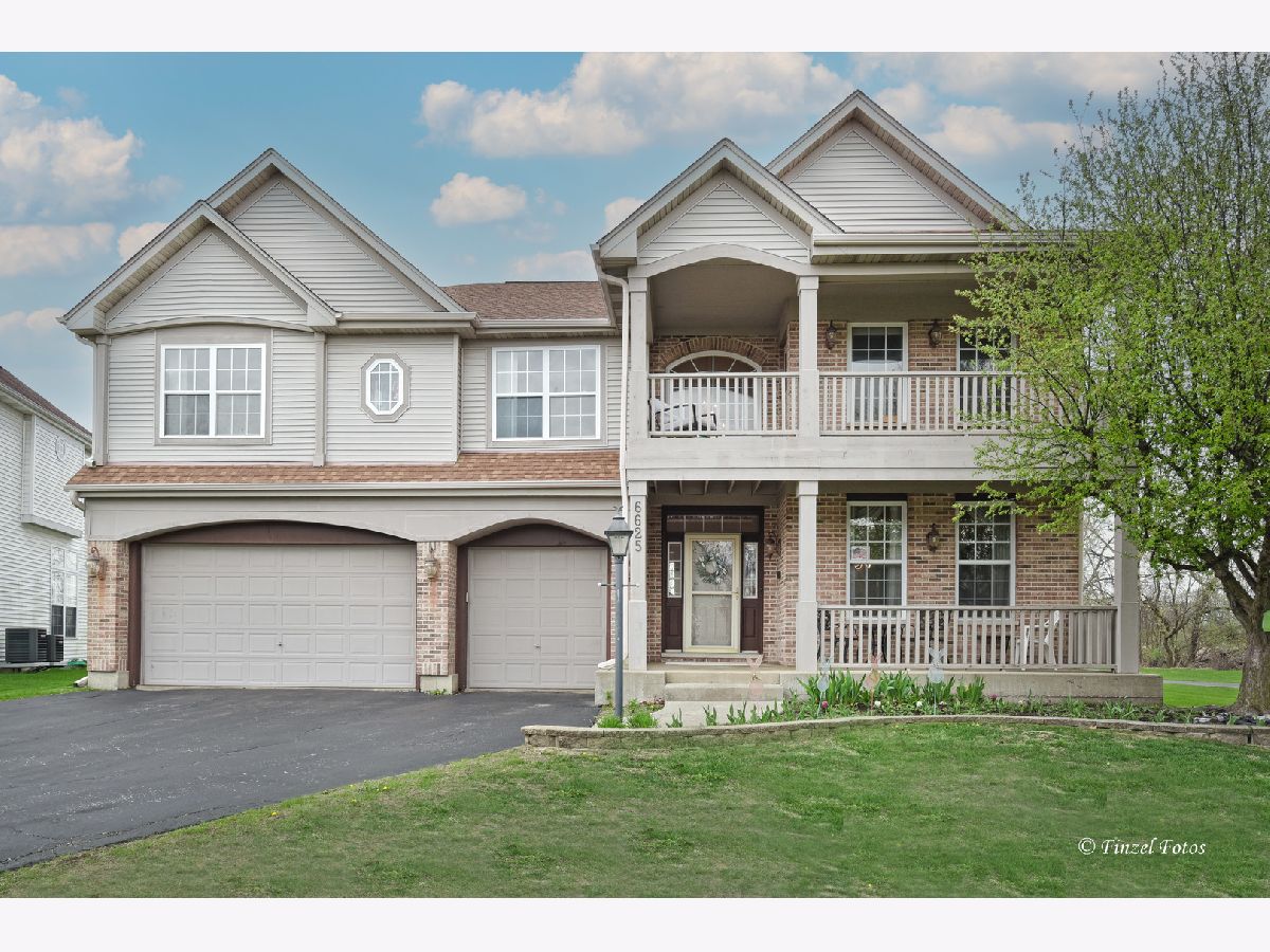  Rented Carpentersville Illinois, 6625 Majestic