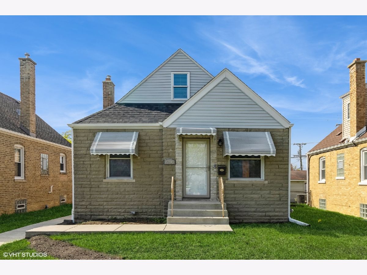 Rented Norridge Illinois, 7705 Montrose