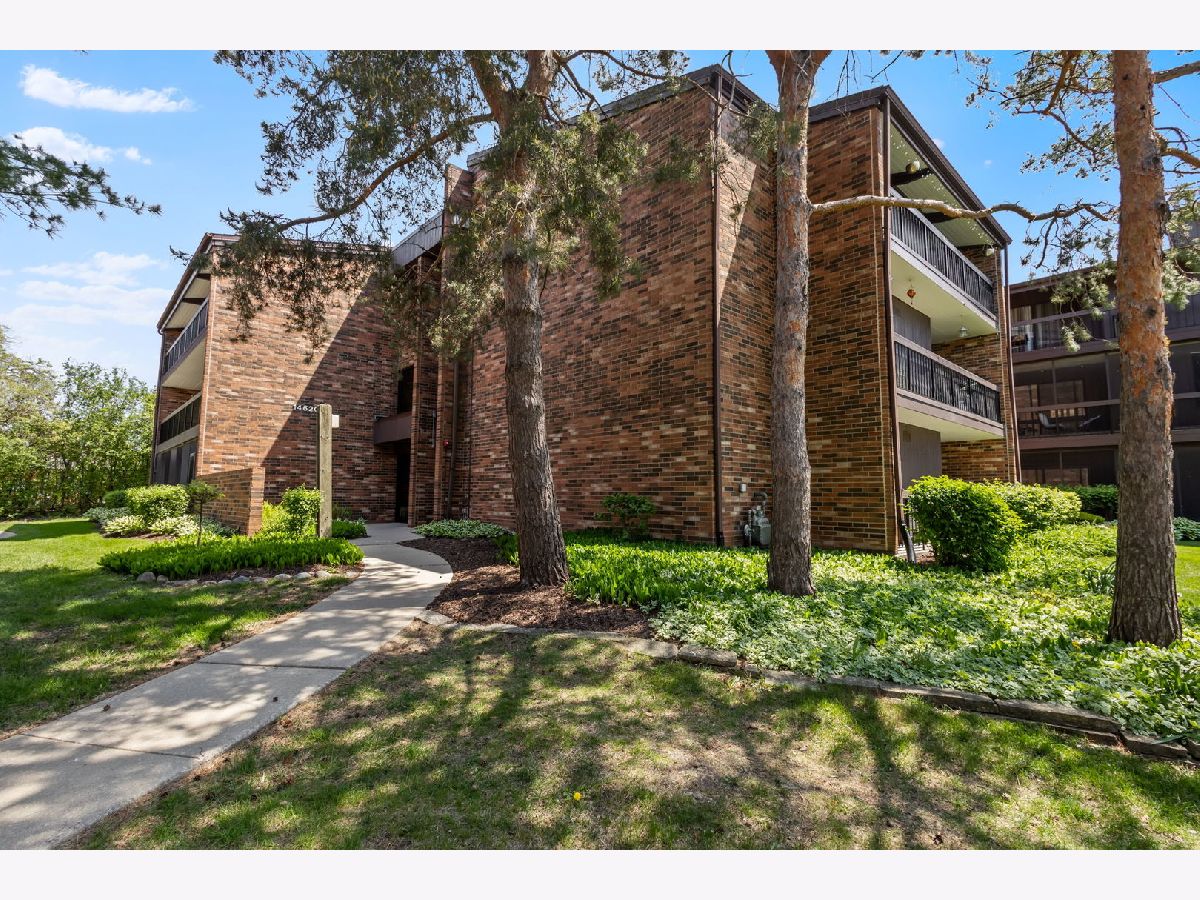 Condos & Townhomes Sold Scarborough Place Condos Oak Forest Illinois, 14620 Scarborough