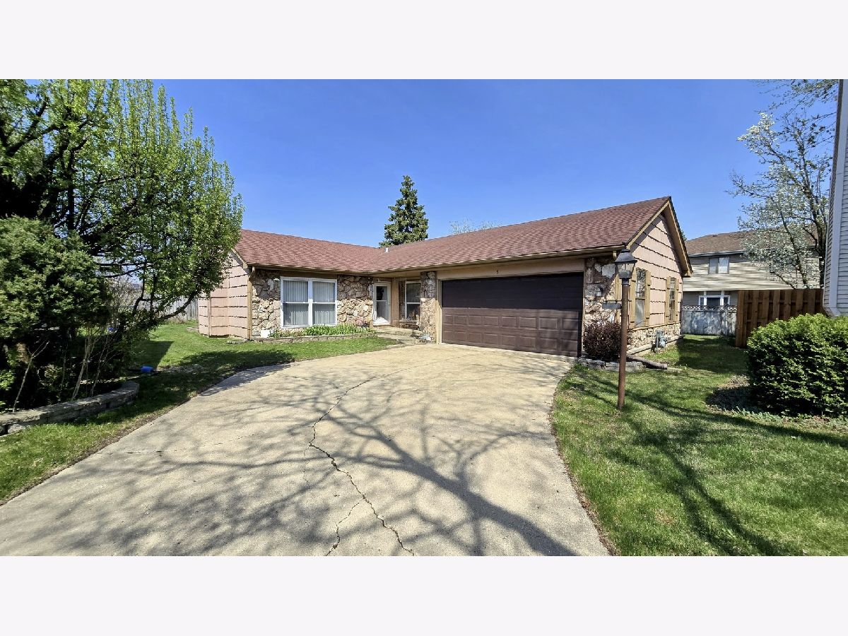  Rented Streamwood Illinois, 5 Oakmont