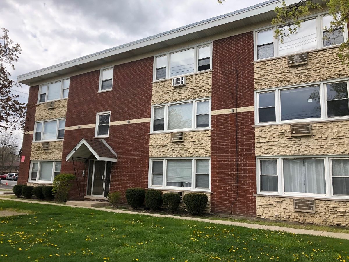  Rented Hickory Hills Illinois, 8424 87th