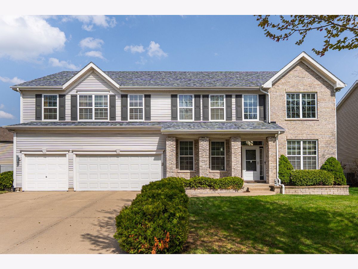 Homes & Townhomes Sold Herons Landing Bartlett Illinois, 405 Blue Heron
