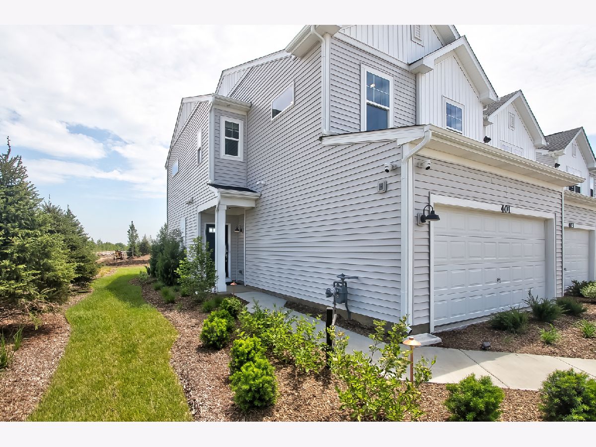 Condos & Townhomes Sold The Townes At Becketts South Elgin Illinois, 260 Kingsport
