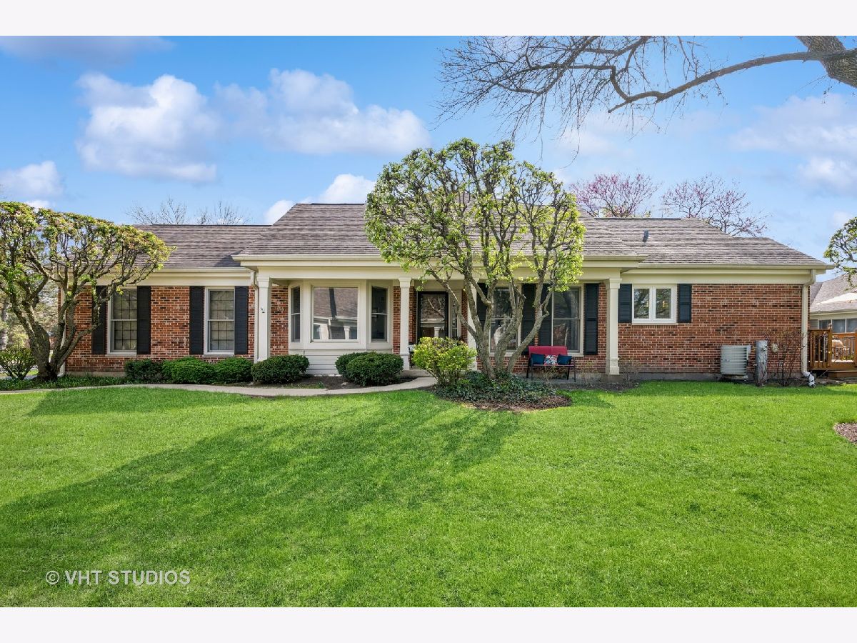 Townhomes & Condos & Homes Sold Lake Arlington Towne Arlington Heights Illinois, 2056 Coldspring