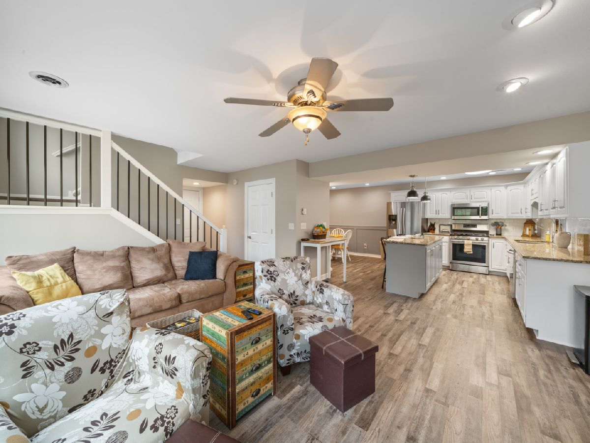  For Sale Newark Illinois, 3 Oak Ridge Drive