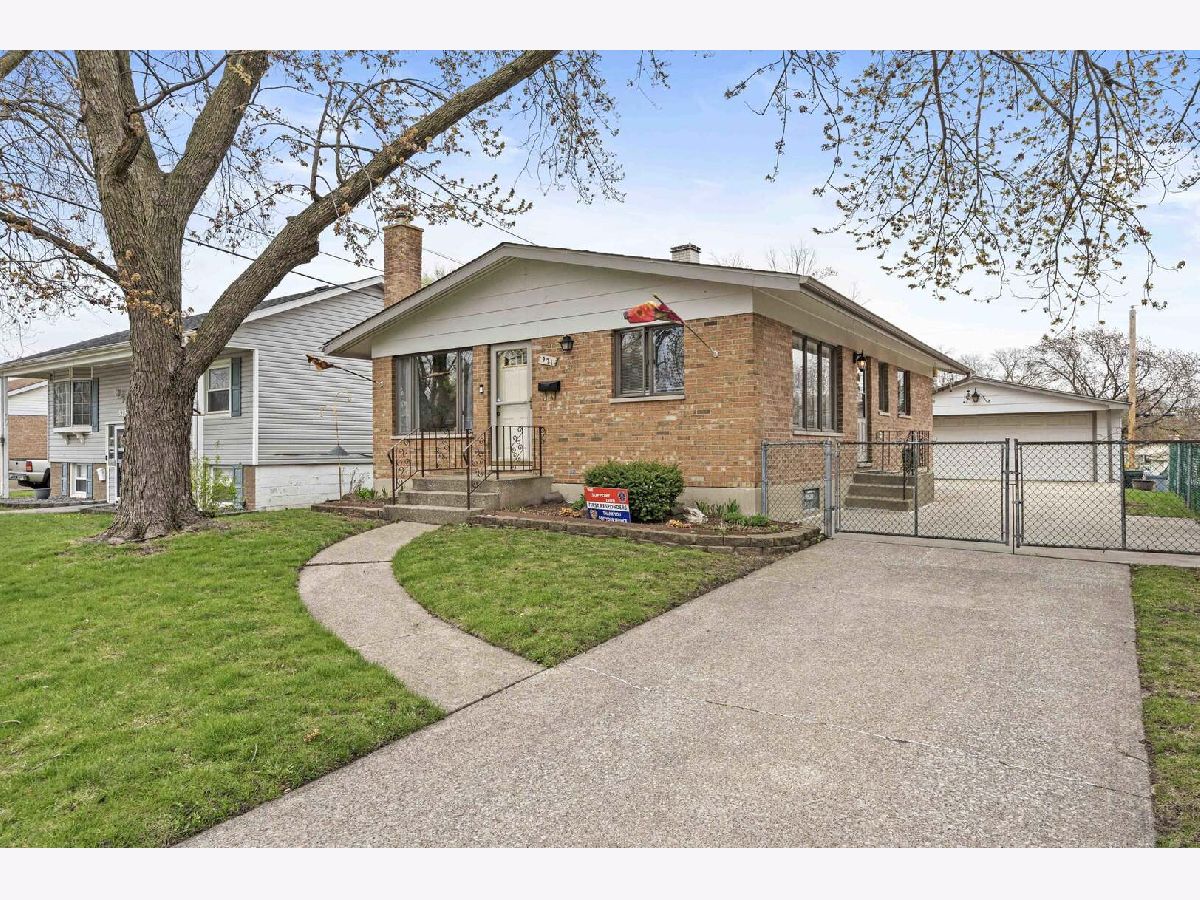  Sold Thornton Illinois, 921 Highland