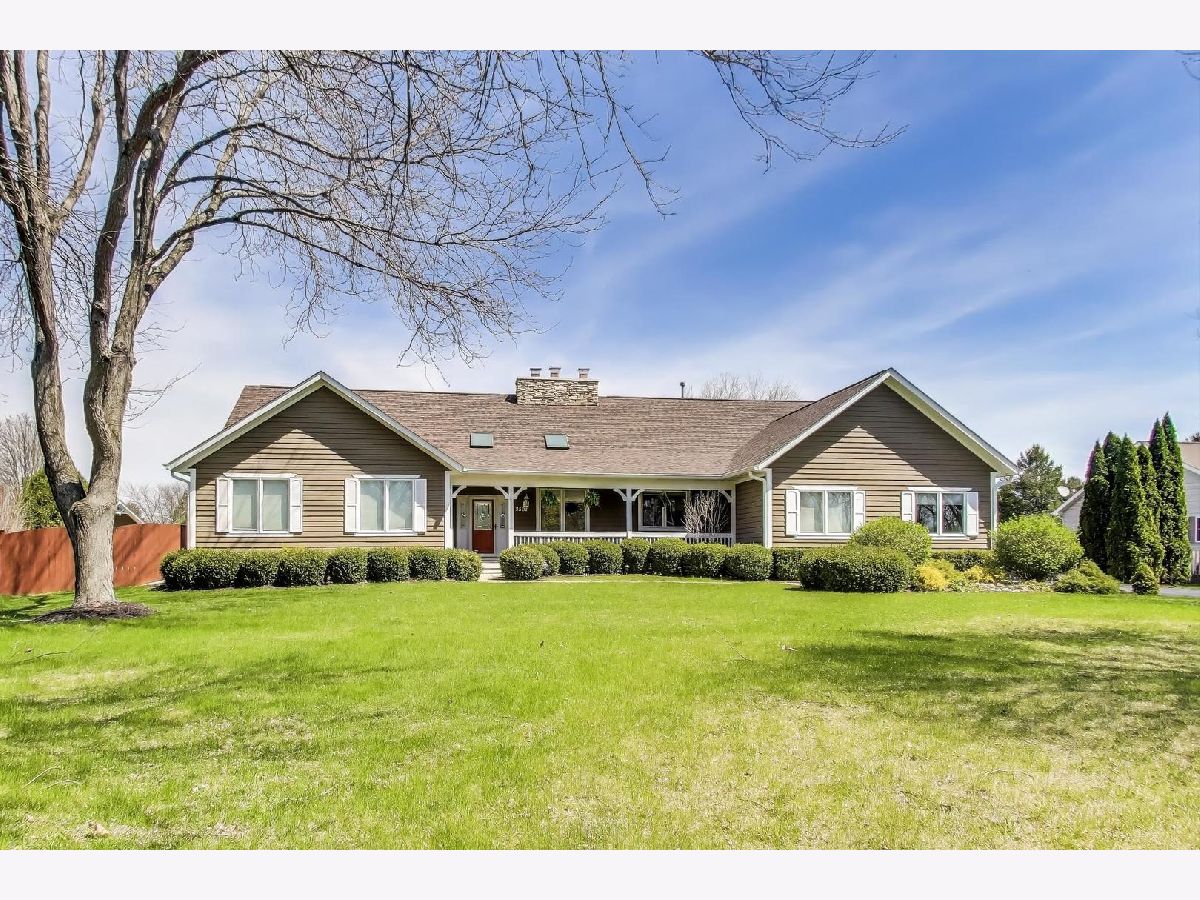 Homes For Sale Pine Meadow Spring Grove Illinois, 2502 Hidden Trail