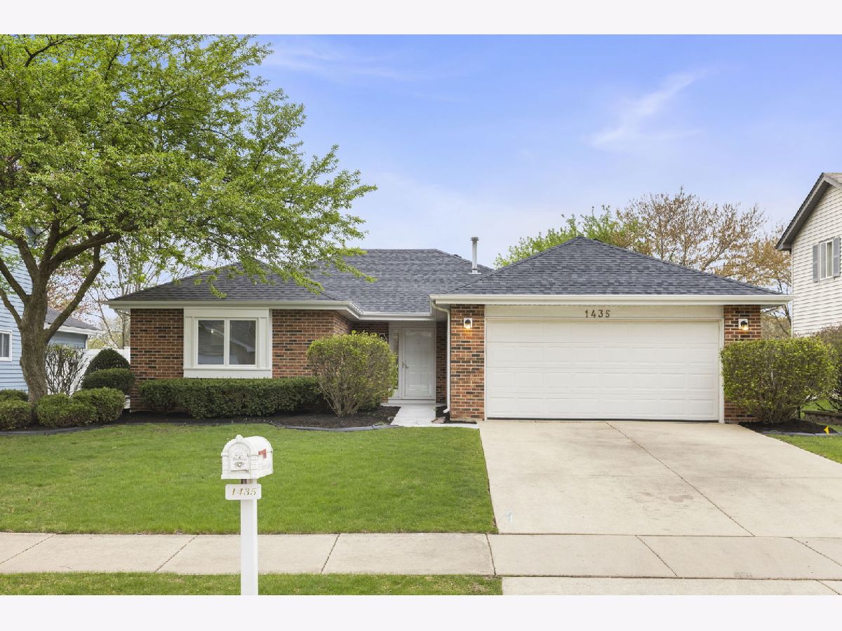 Homes Sold Briarwood Aurora Illinois, 1435 Bangor