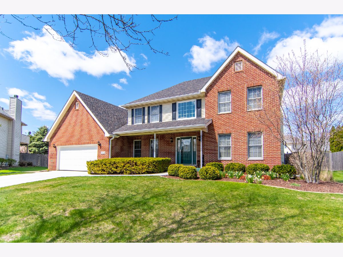 Homes Sold Vintage Shorewood Illinois, 1221 Cambridge