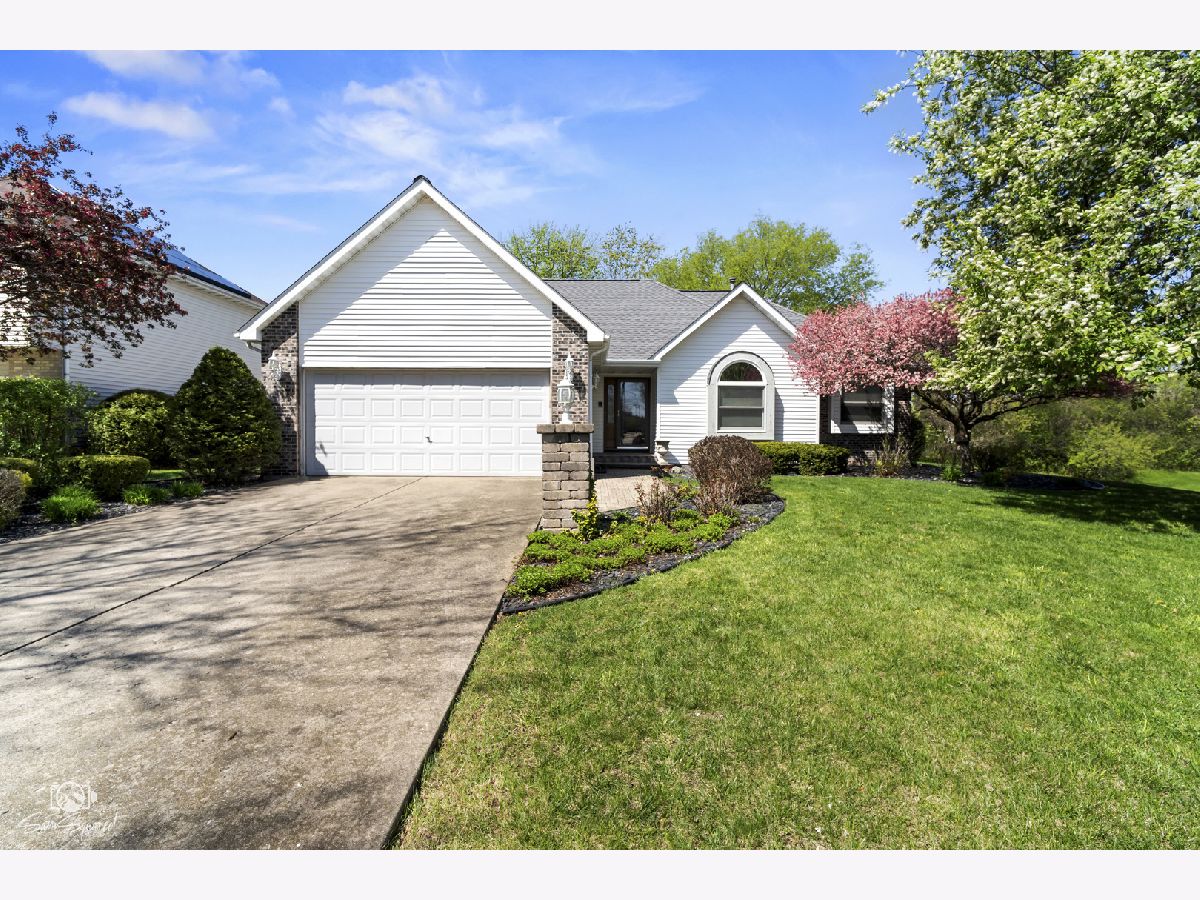Condos & Townhomes & Homes Sold Chovan Estates Joliet Illinois, 1089 Ronald